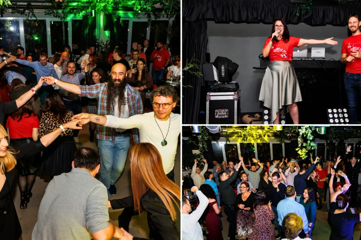 Afiș pentru Aniversarea Hai să Socializăm! 12 Ani de prietenii și amintiri împreună! #1